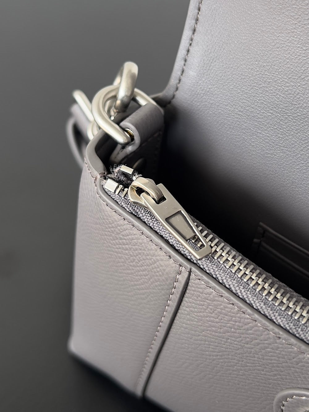Ezyycart Bags Balenciaga Luxury Bag --111274