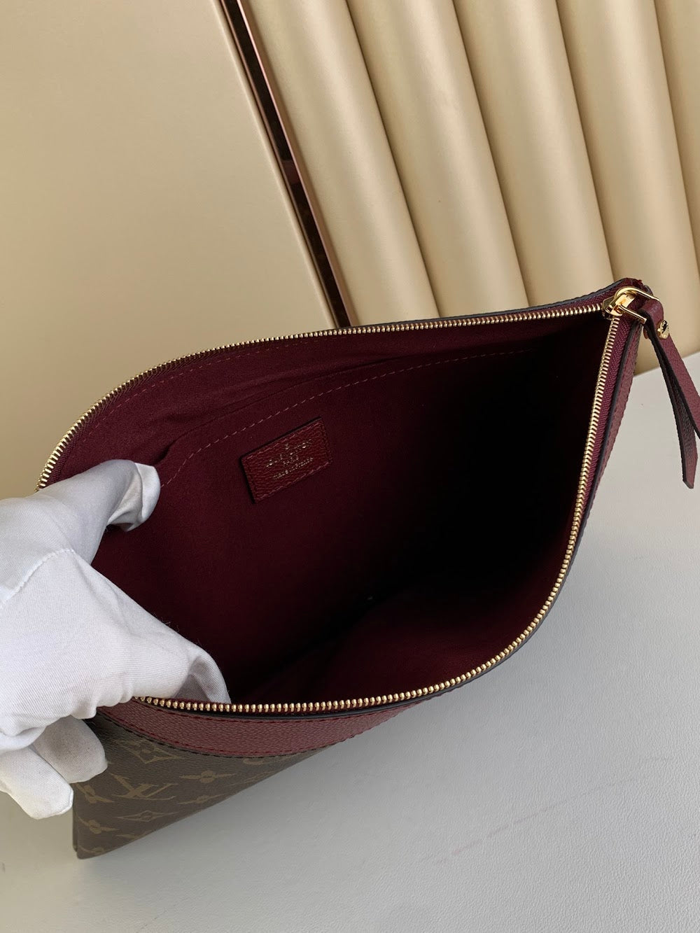 Anum Bags ln Luxury Bag --56489