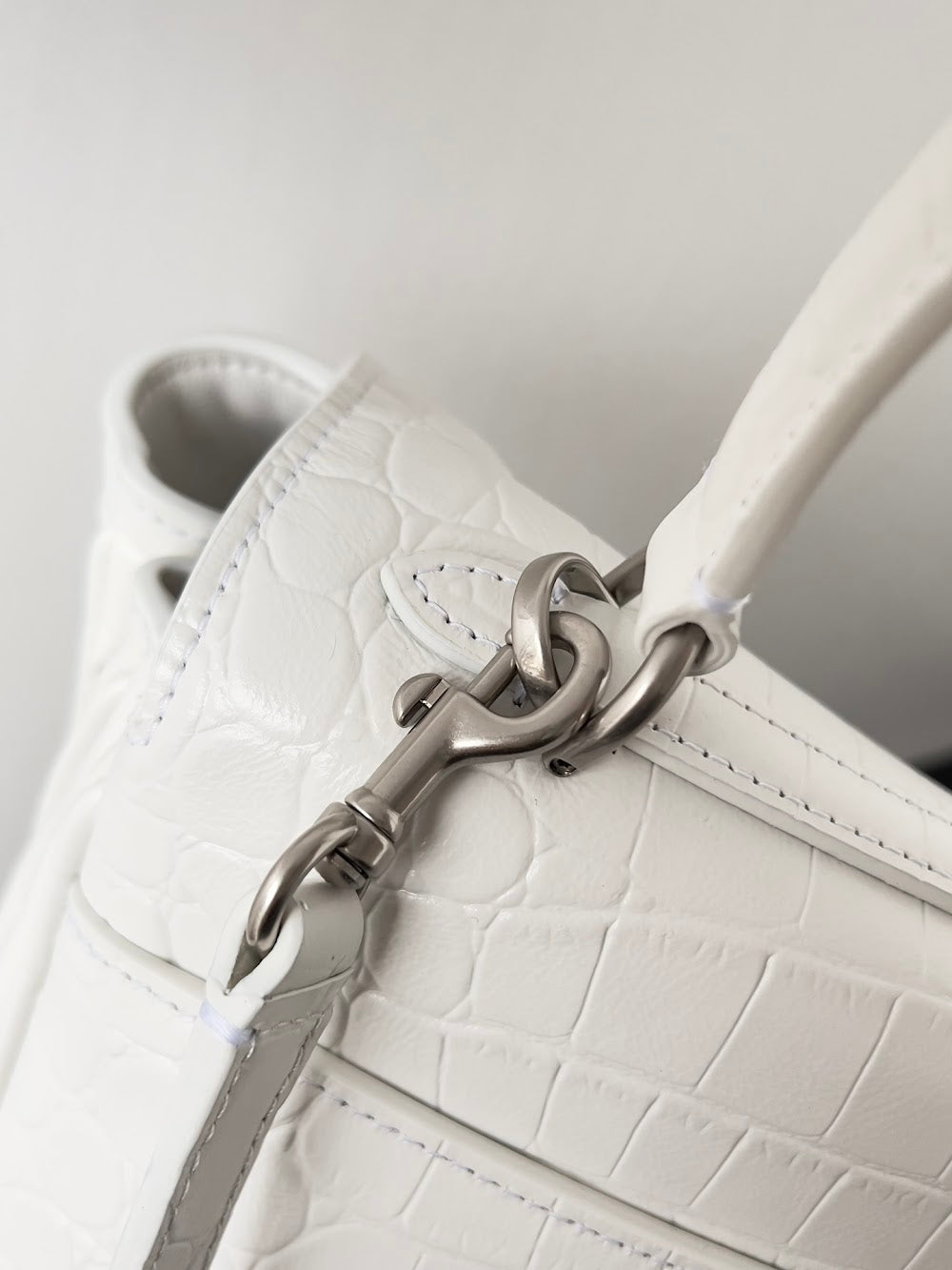 Ezyycart Bags Balenciaga Luxury Bag --111553