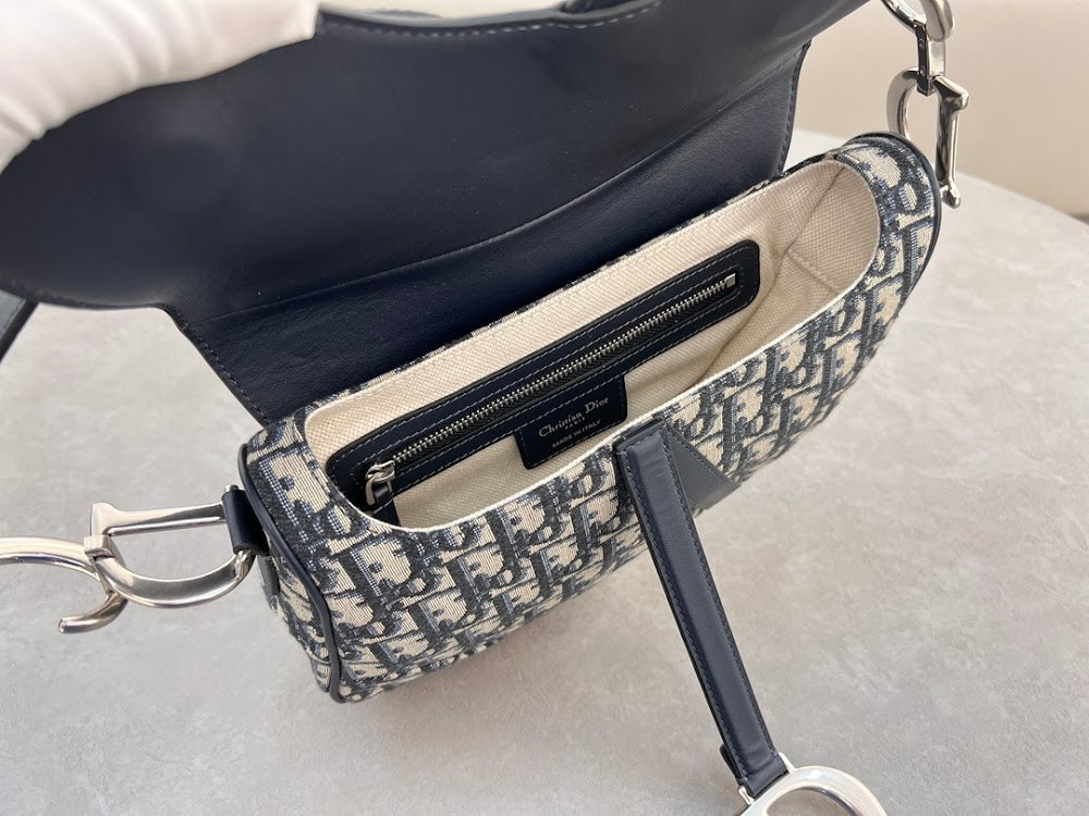 new-designer-premium-bags-nm16157
