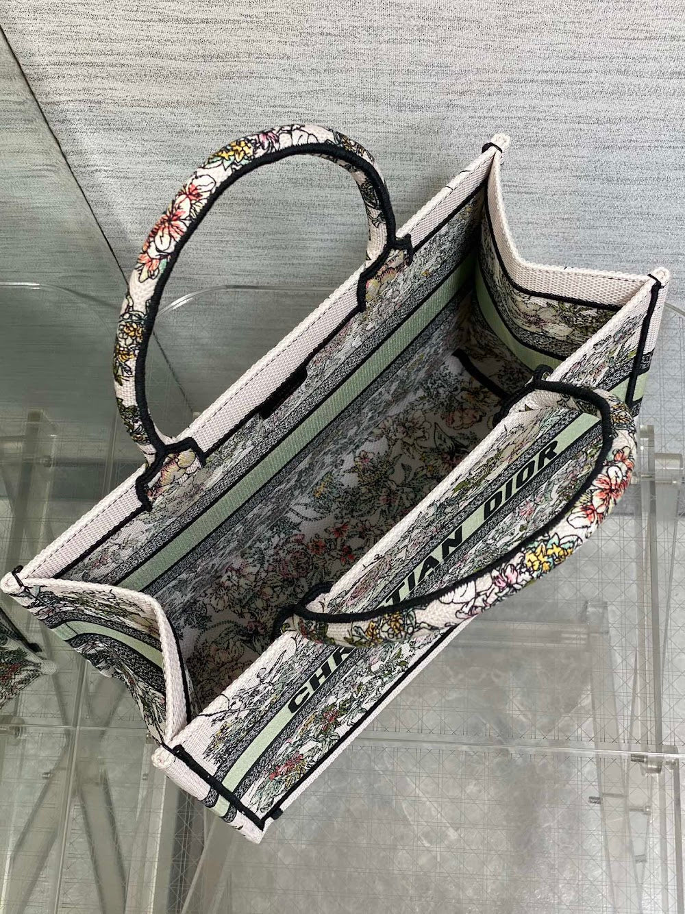 new-designer-premium-bags-nm16598