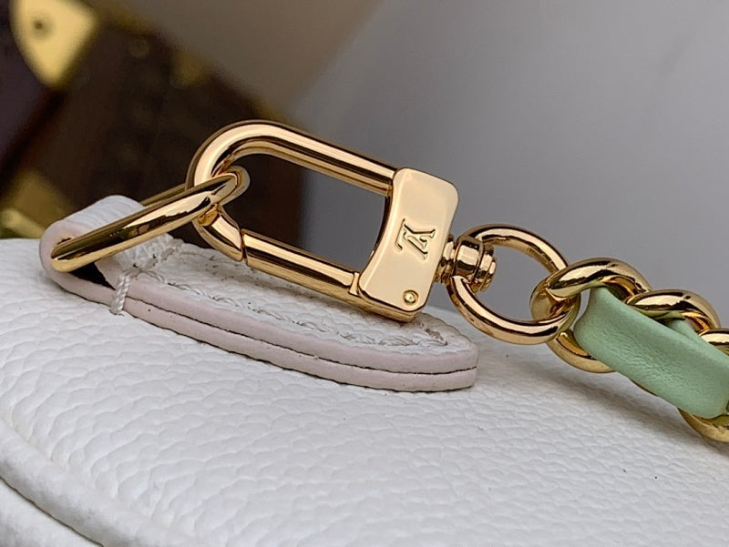 Anum Bags ln Luxury Bag --58875