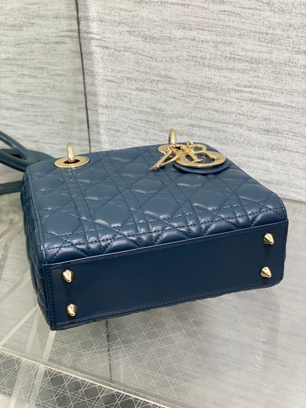 new-designer-premium-bags-nm16327