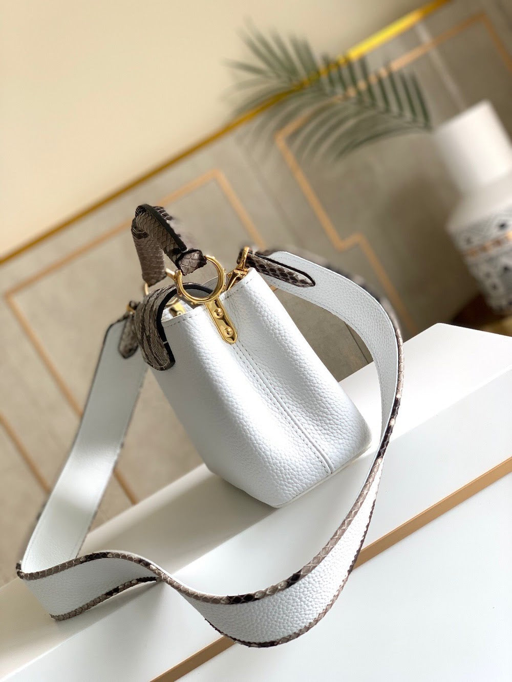 Anum Bags ln Luxury Bag --56539