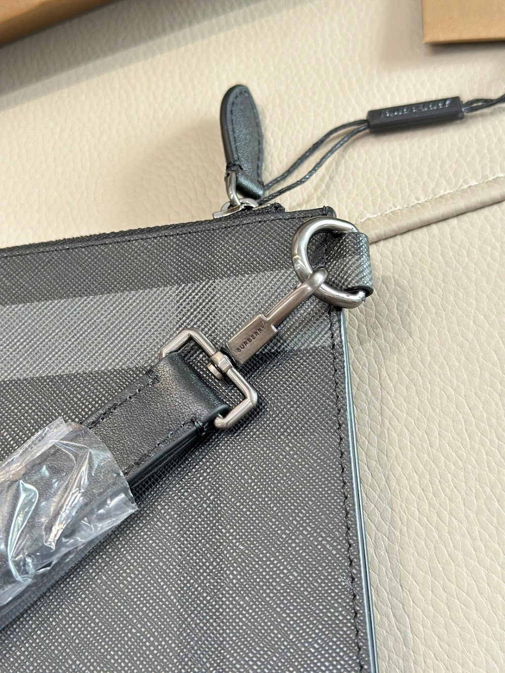 Ezyycart Bags Burberryn Luxury Bag --92357