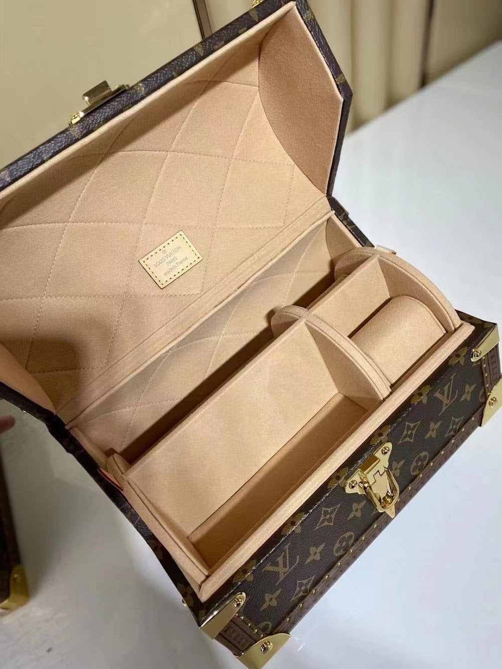 Anum Bags ln Luxury Bag --56901