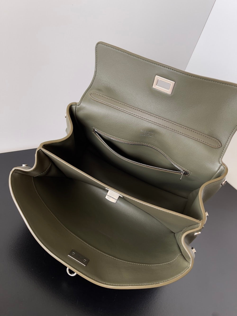 Ezyycart Bags Balenciaga Luxury Bag --110638