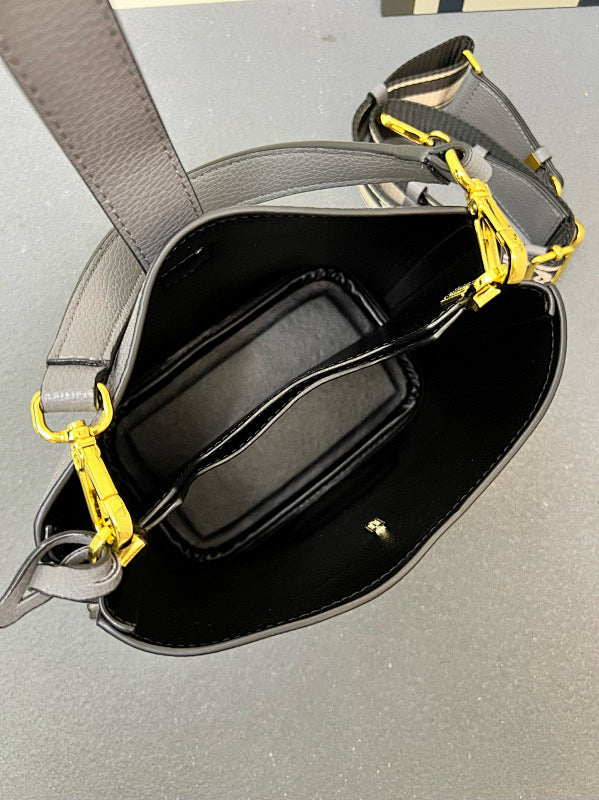 Ezyycart Bags pradn Luxury Bag --74127