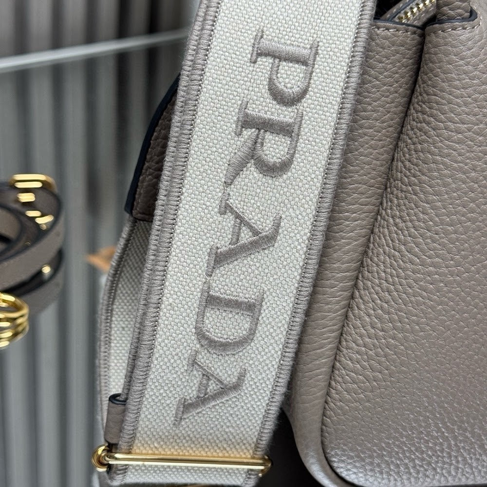 Ezyycart Bags Pradn Luxury Bag --101789
