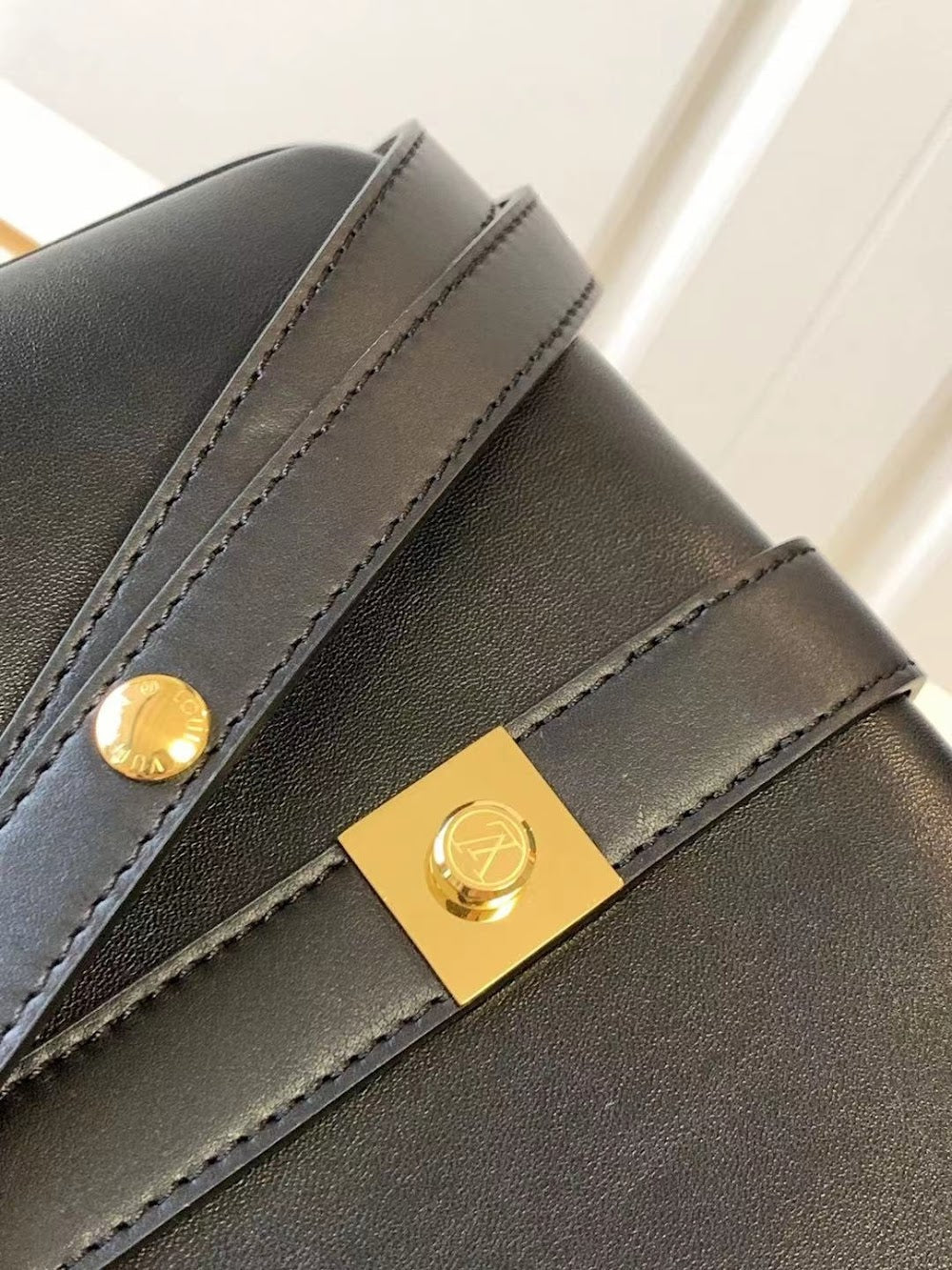 Anum Bags ln Luxury Bag --60058