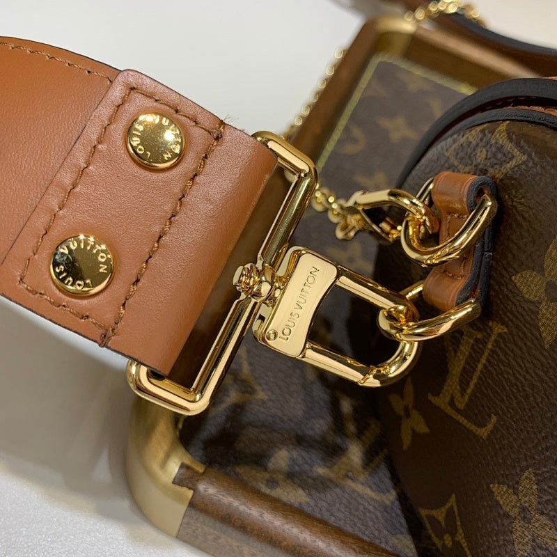 Anum Bags ln Luxury Bag --57040