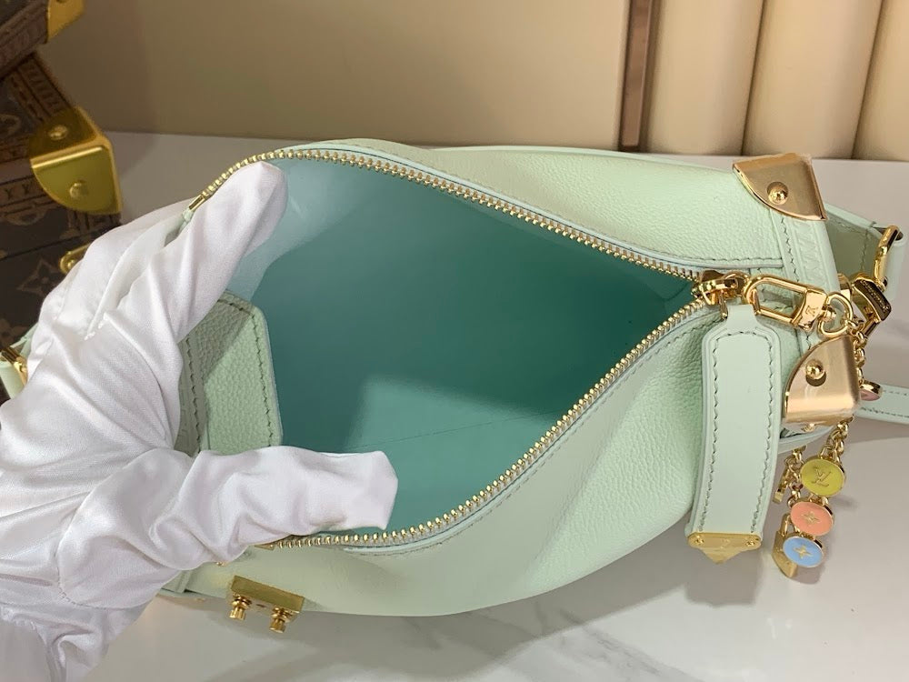 Anum Bags ln Luxury Bag --58895