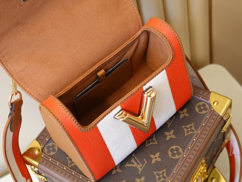 Anum Bags ln Luxury Bag --56813
