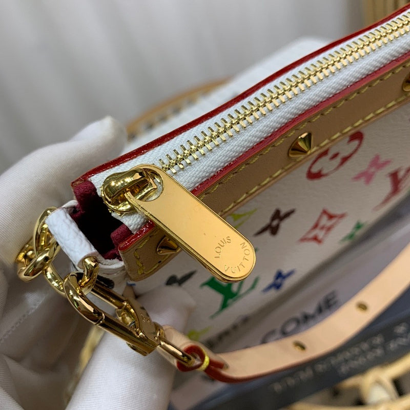 Anum Bags ln Luxury Bag --60000