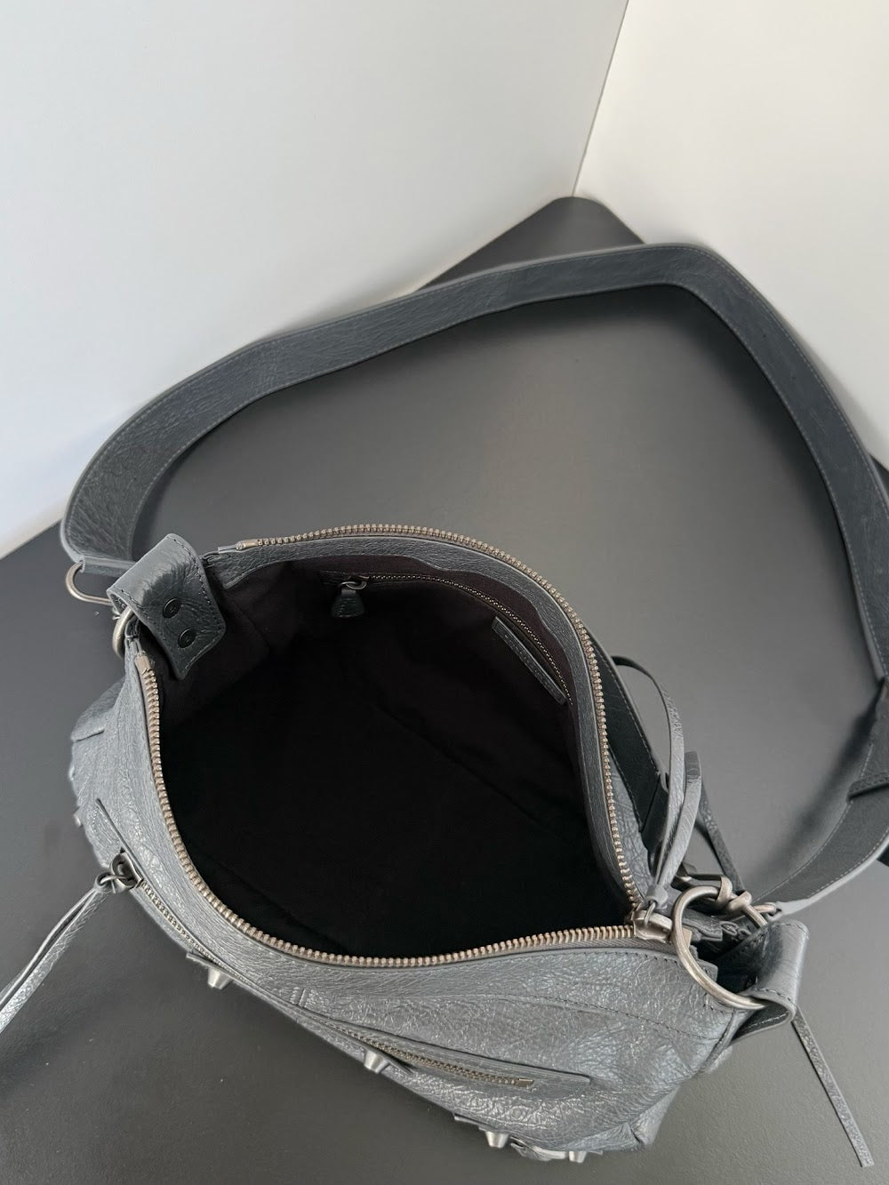 Ezyycart Bags Balenciaga Luxury Bag --111520