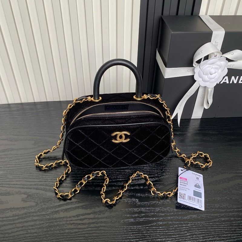 new-luxury-designer-bags-nm20378