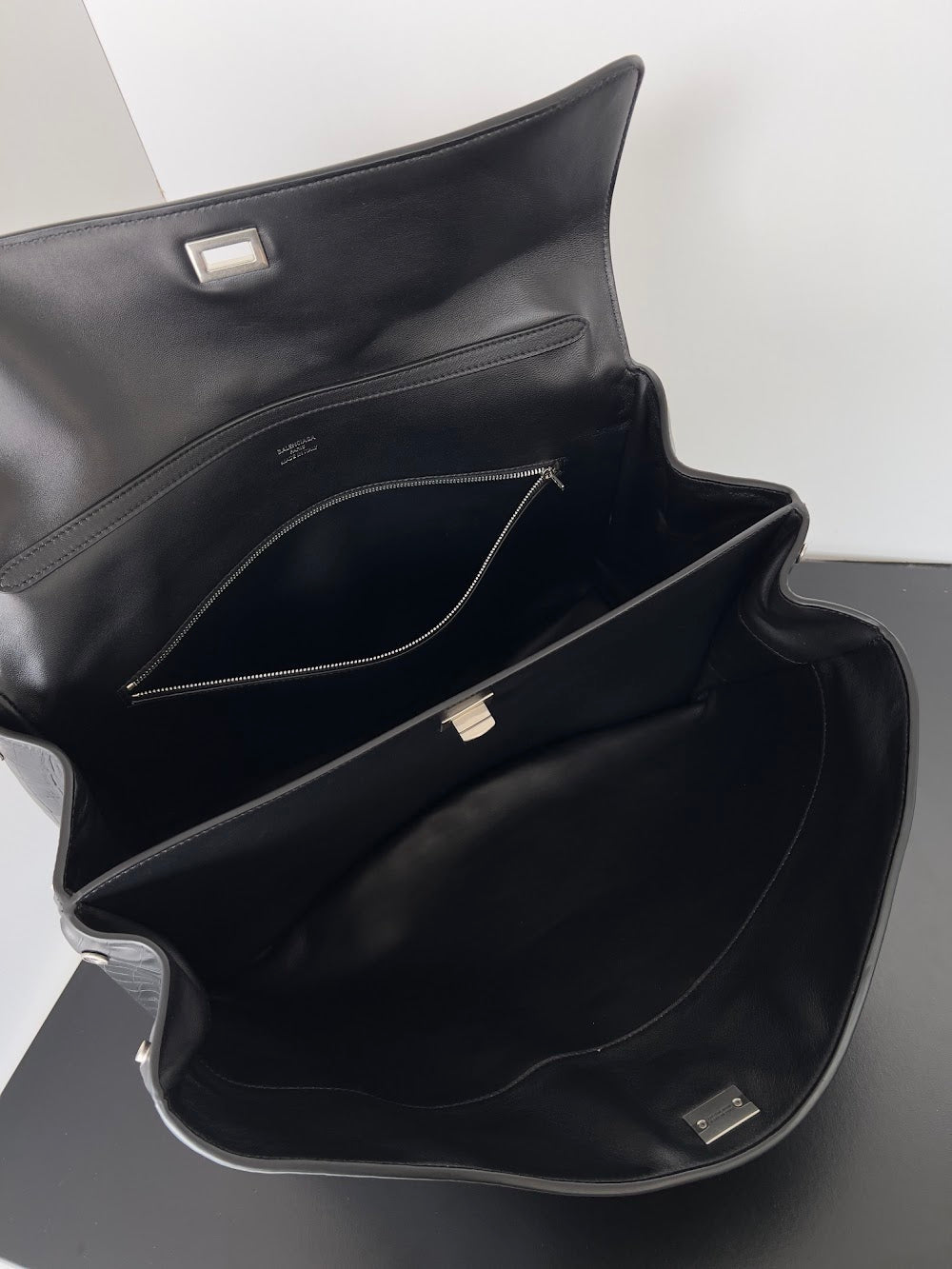 Ezyycart Bags Balenciaga Luxury Bag --111562