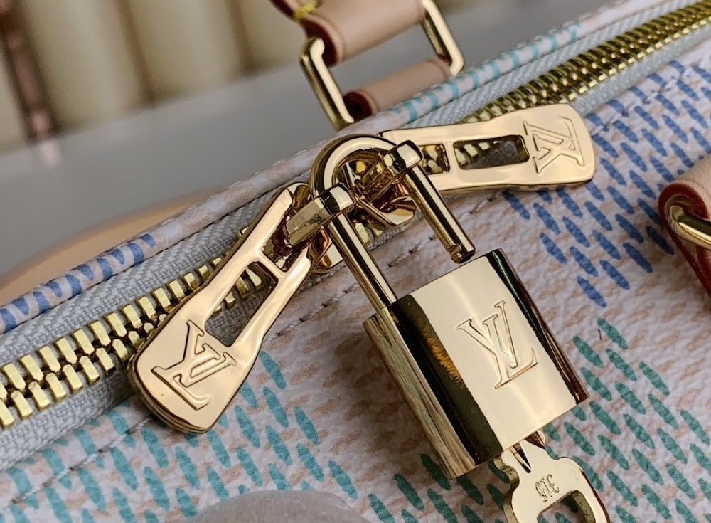 Anum Bags ln Luxury Bag --56659