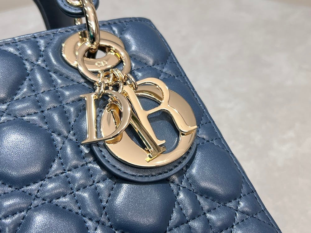new-designer-premium-bags-nm16212