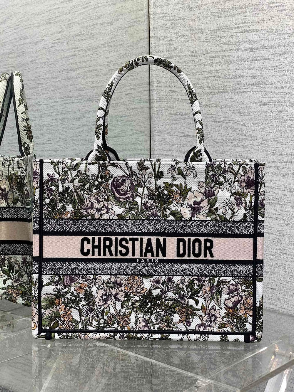 new-designer-premium-bags-nm16455