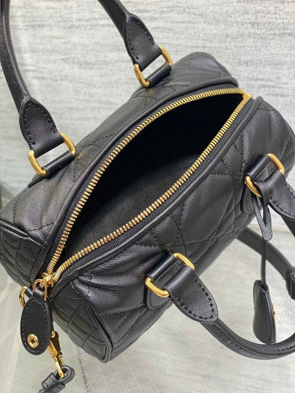 new-designer-premium-bags-nm16060