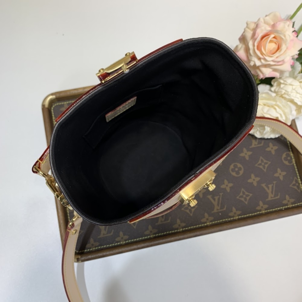 Anum Bags ln Luxury Bag --59378