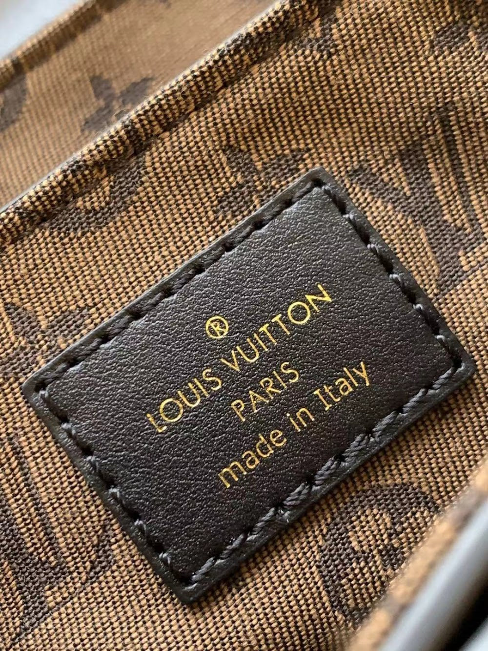 Anum Bags ln Luxury Bag --60058