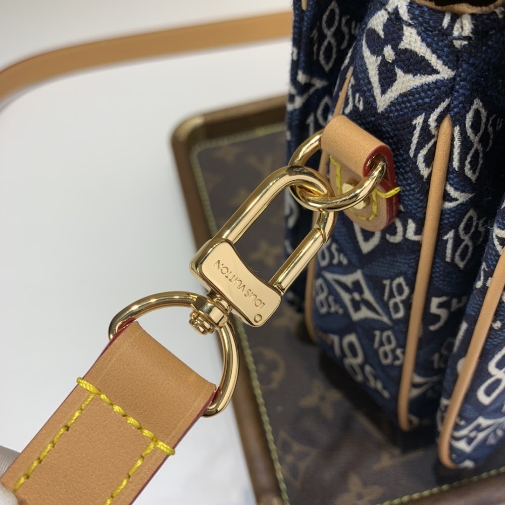 Anum Bags ln Luxury Bag --57705