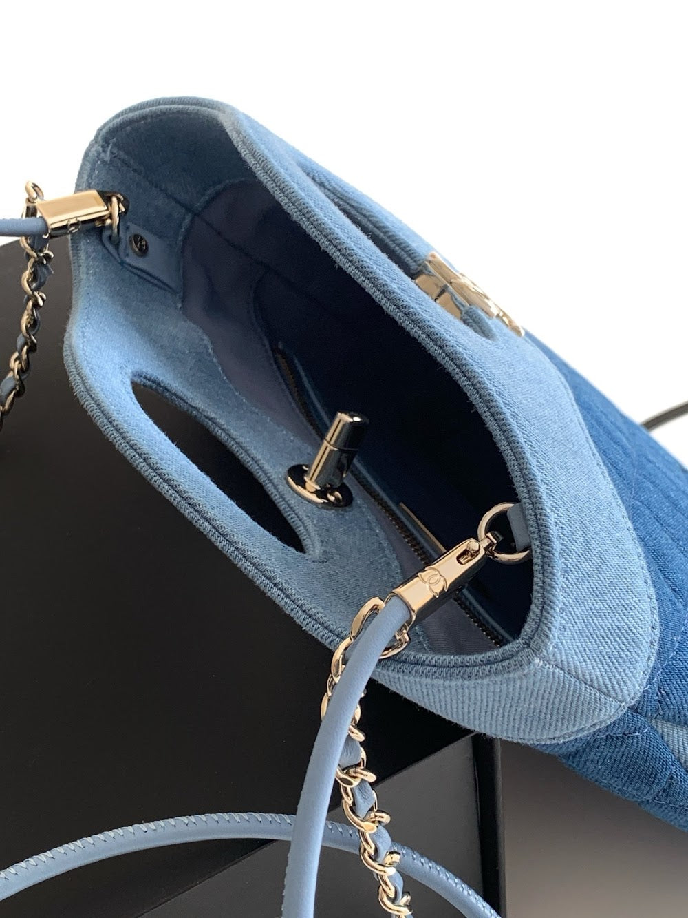 Anum Bags CHn Luxury Bag --114080
