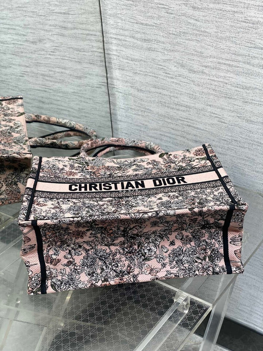 new-luxury-designer-bags-nm16729