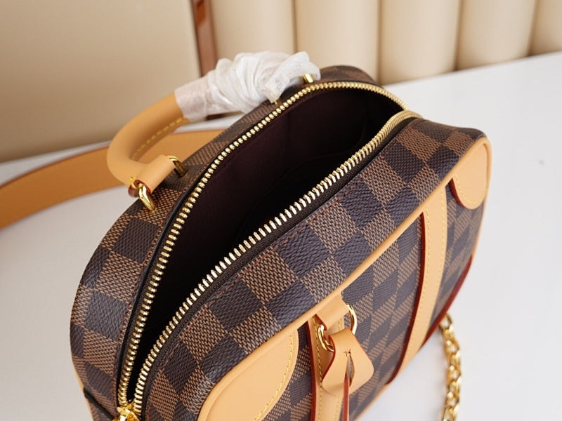 Anum Bags ln Luxury Bag --60375
