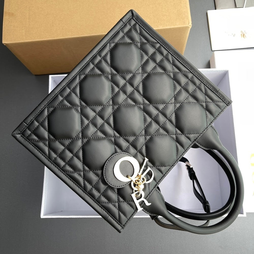 new-luxury-designer-bags-nm15848