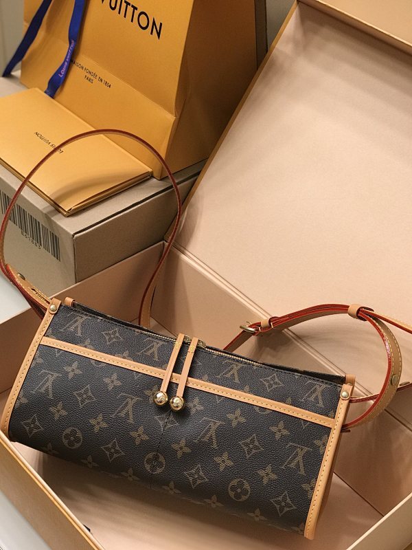 Anum Bags ln Luxury Bag --60037