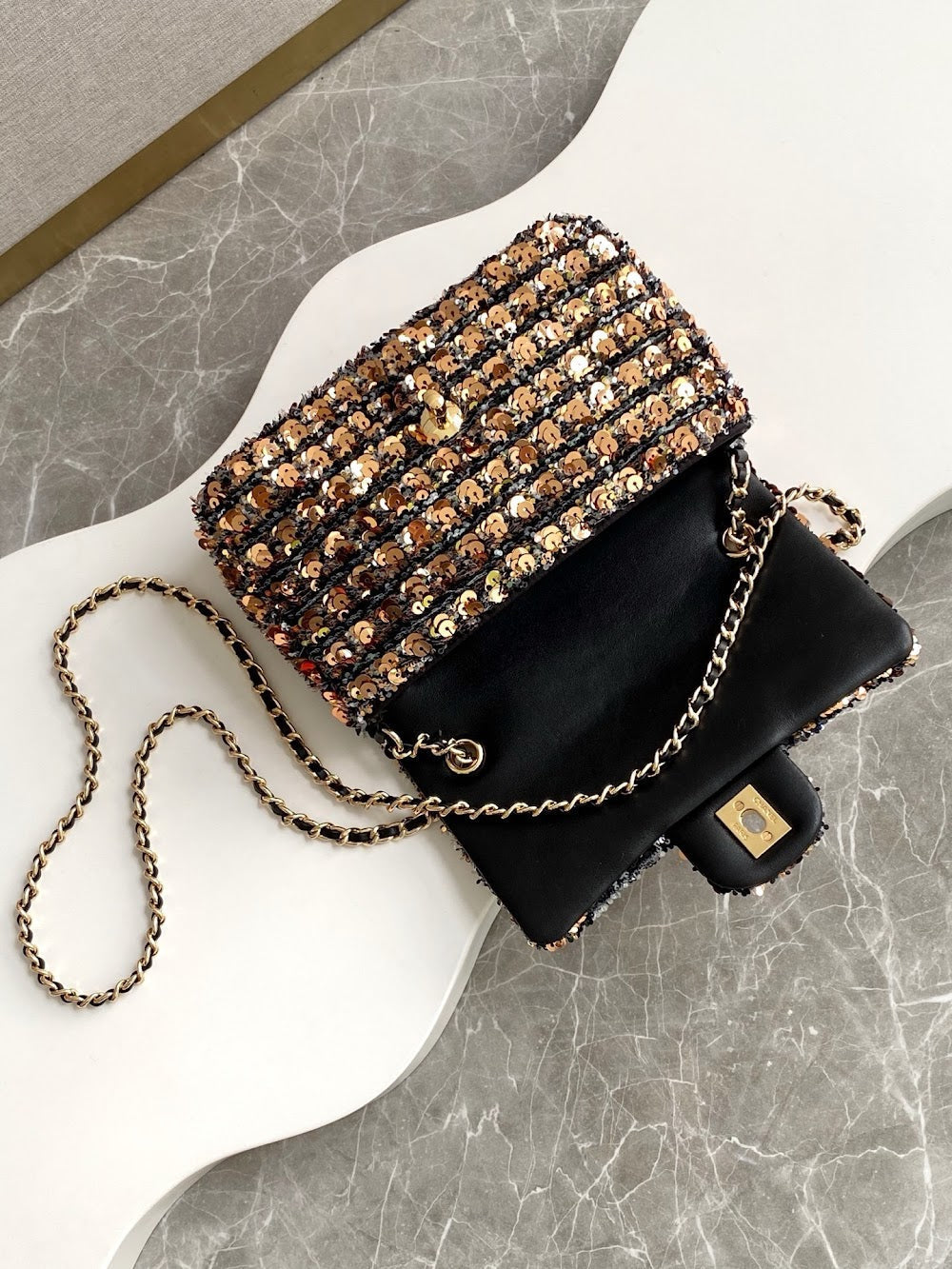 Anum Bags CHn Luxury Bag --114166