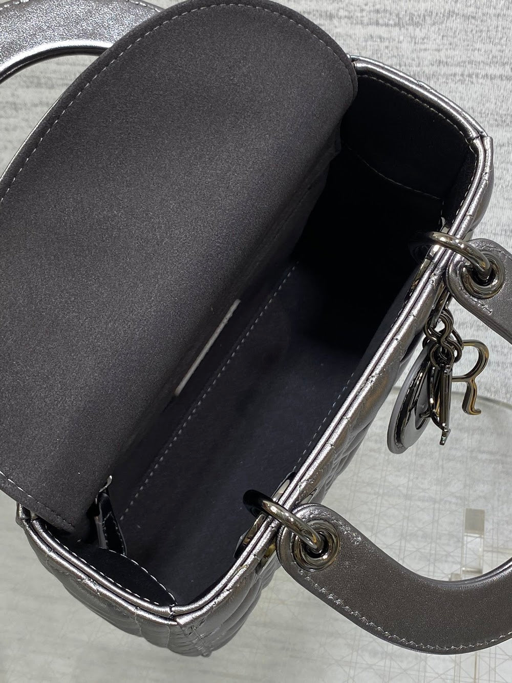 new-designer-premium-bags-nm16472