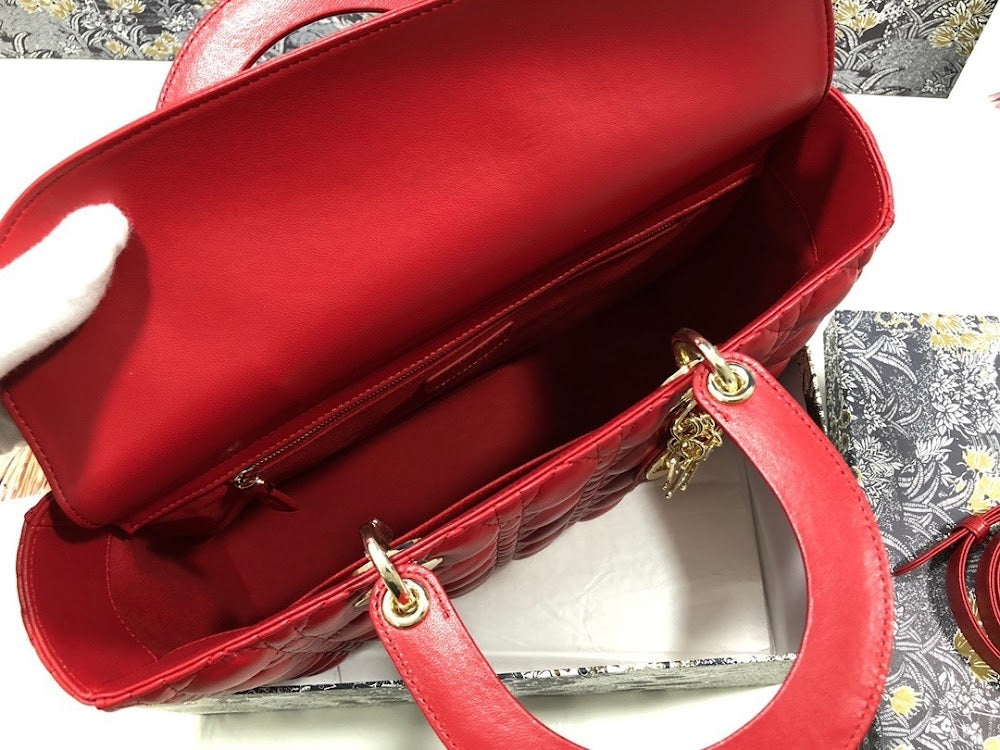 new-luxury-designer-bags-nm16047