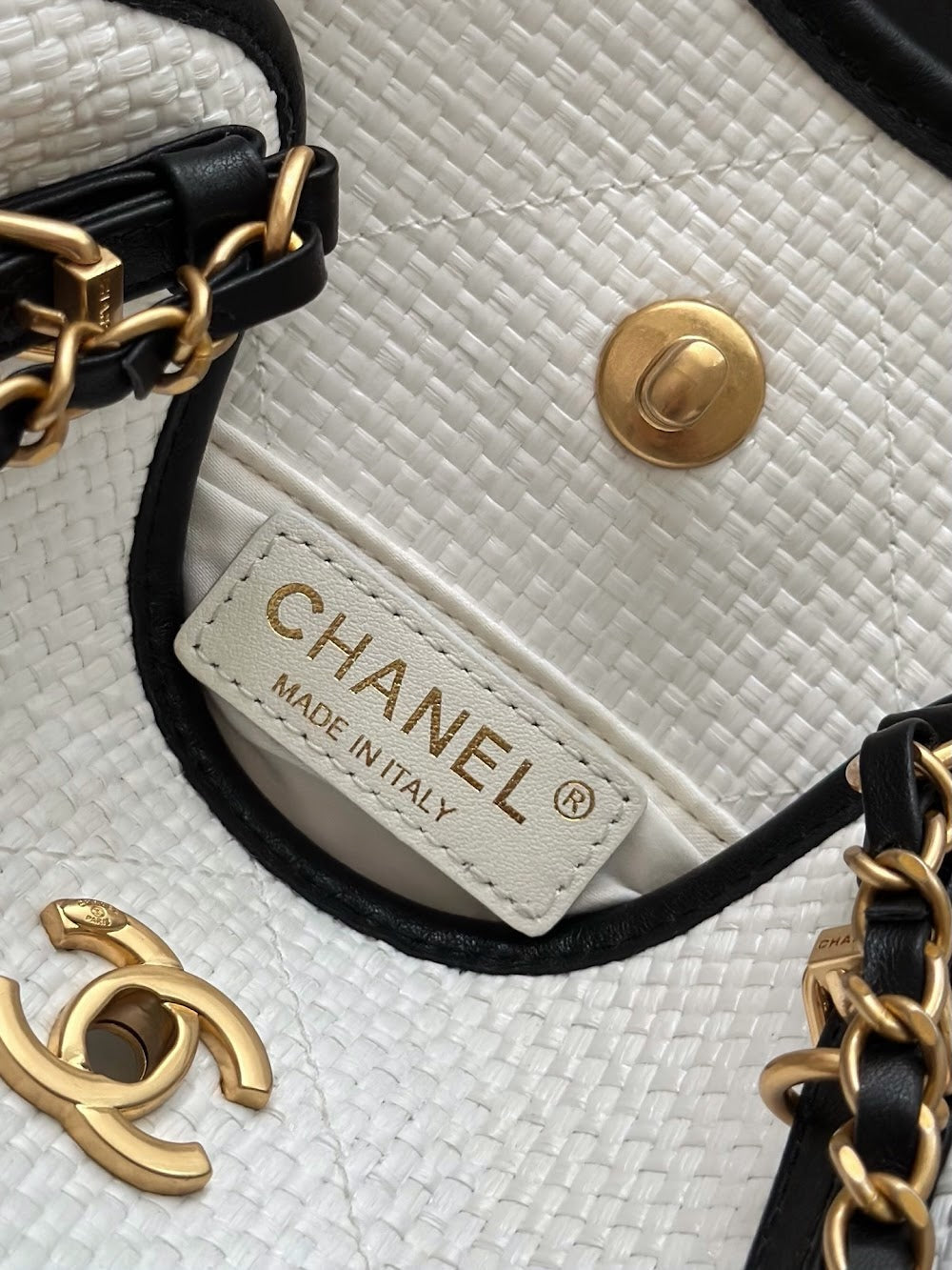Anum Bags CHn Luxury Bag --114236
