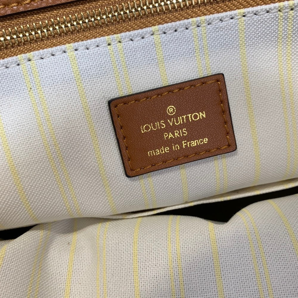 Anum Bags ln Luxury Bag --60065