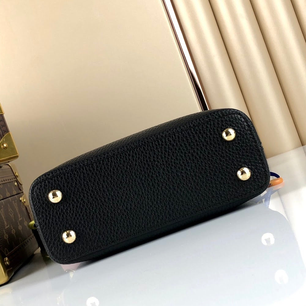 Anum Bags ln Luxury Bag --60553