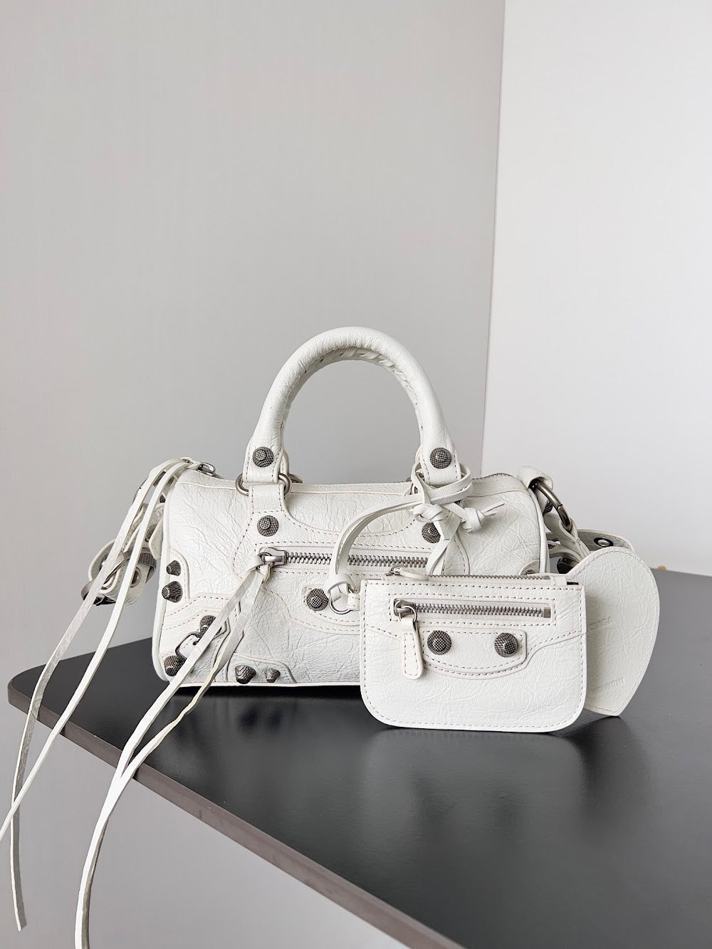 Ezyycart Bags Balenciaga Luxury Bag --111132