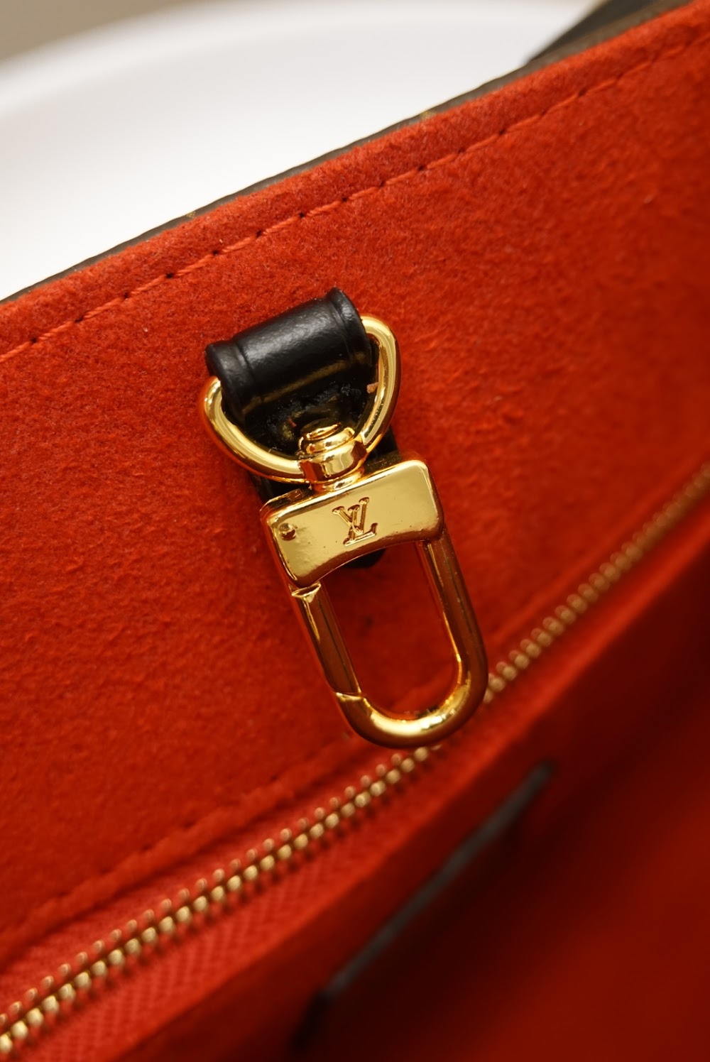 Anum Bags ln Luxury Bag --60760