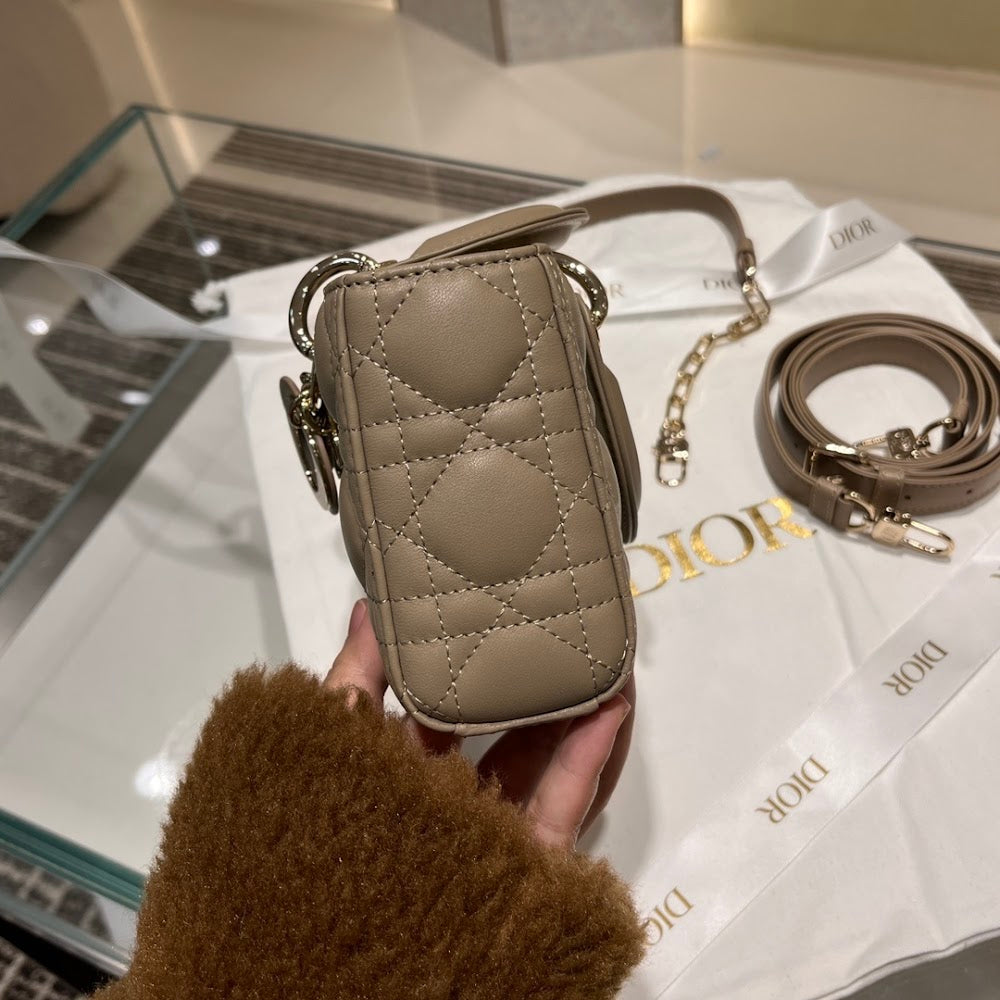 new-designer-premium-bags-nm16163