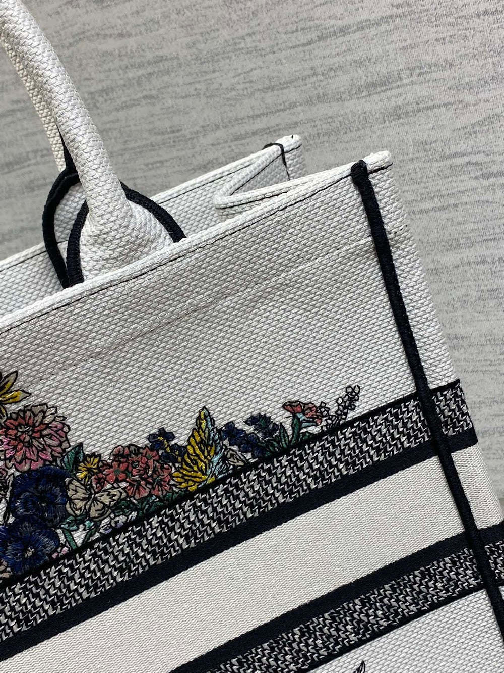 new-luxury-designer-bags-nm16731