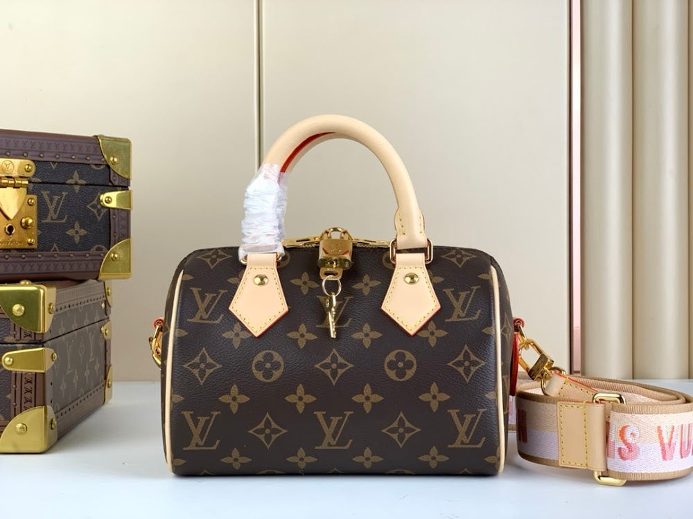 Anum Bags ln Luxury Bag --56696