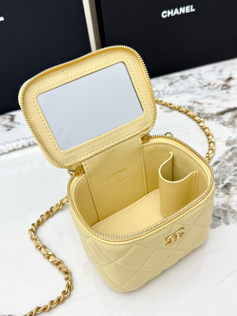 Anum Bags CHn Luxury Bag --113851