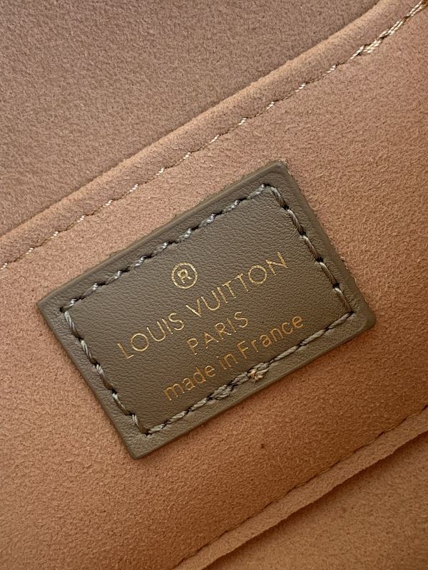 Anum Bags ln Luxury Bag --57869