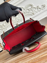 new-luxury-designer-bags-nm11374