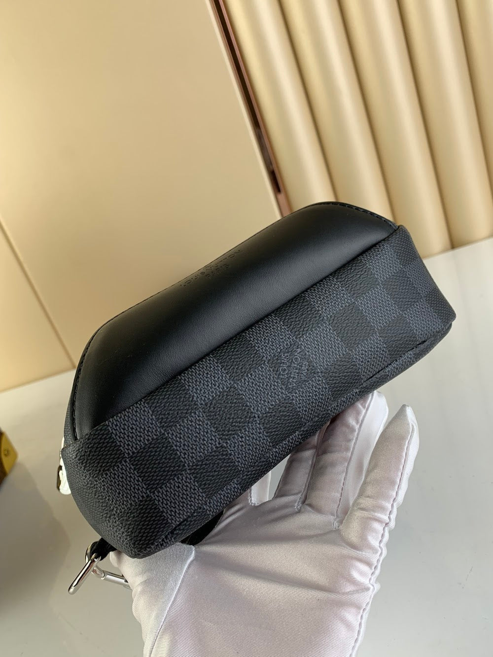 Anum Bags ln Luxury Bag --60882