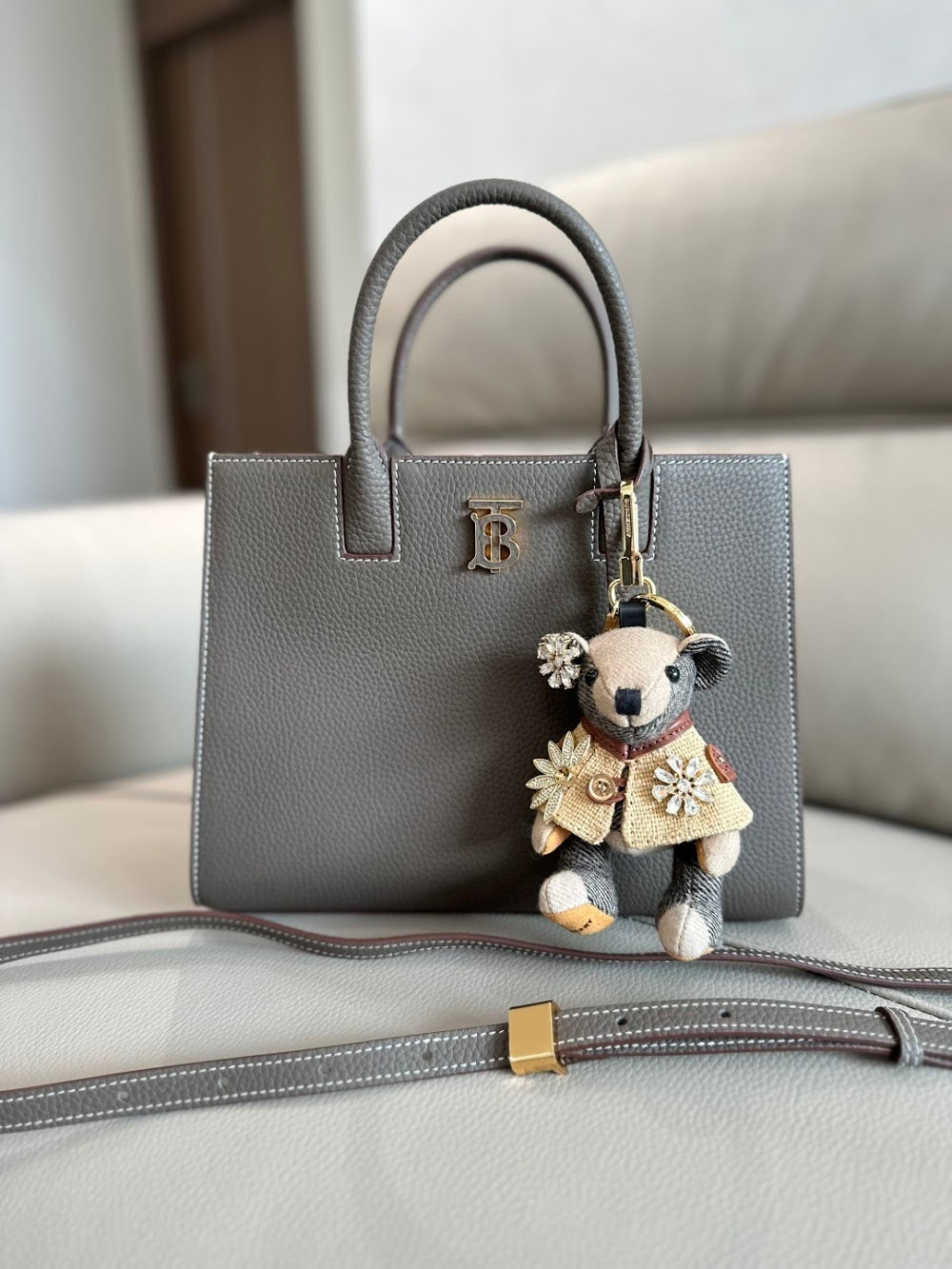 Ezyycart Bags Burberryn Luxury Bag --91704