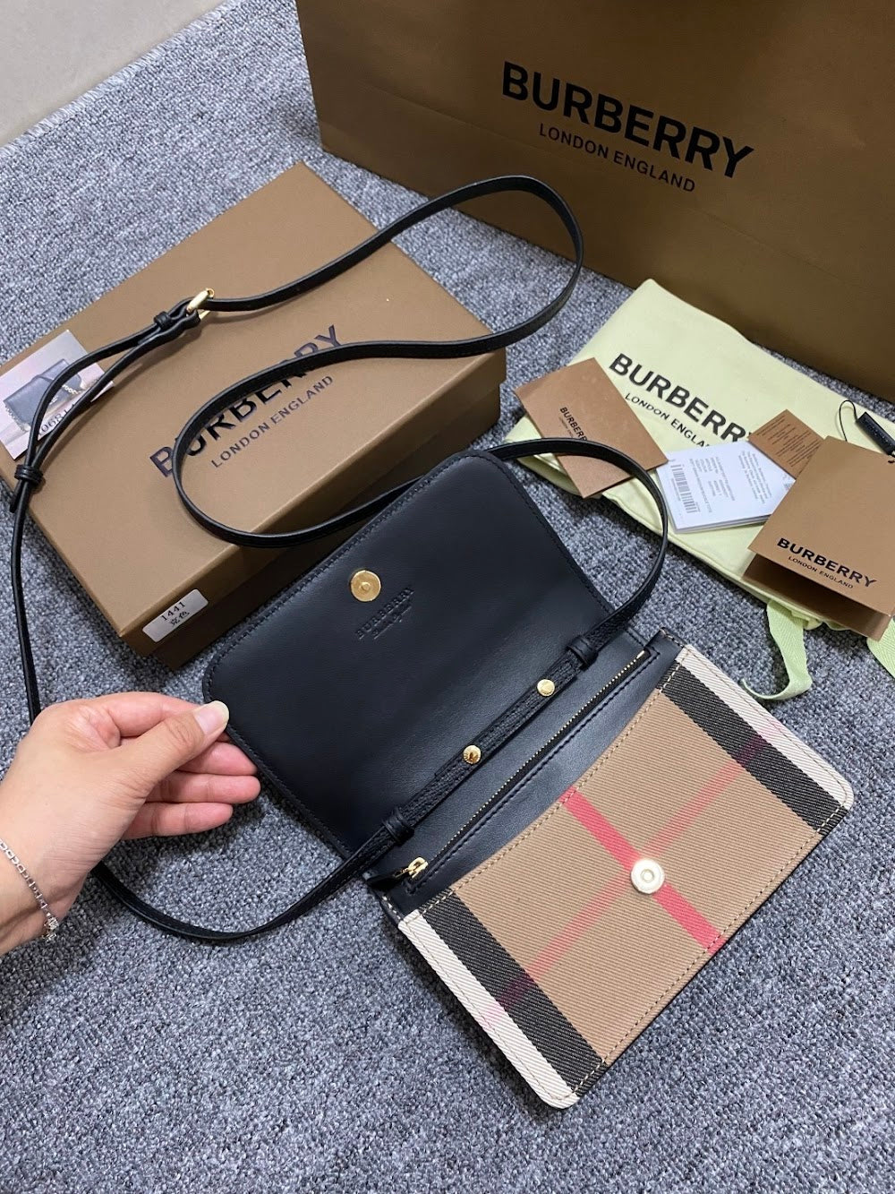 Ezyycart Bags Burberryn Luxury Bag --92115
